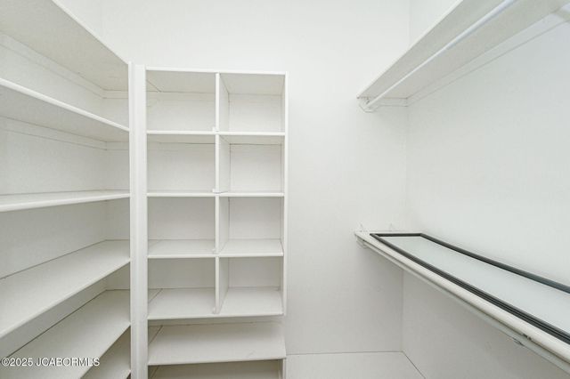 245 VIRGINIA TRAIL, Jefferson City, MO 65109