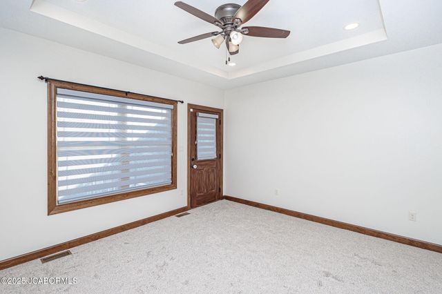 245 VIRGINIA TRAIL, Jefferson City, MO 65109