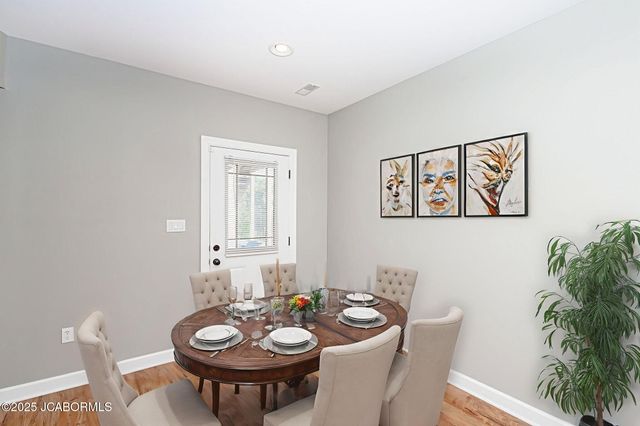 245 VIRGINIA TRAIL, Jefferson City, MO 65109