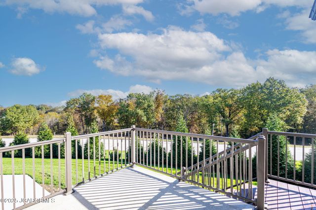 245 VIRGINIA TRAIL, Jefferson City, MO 65109