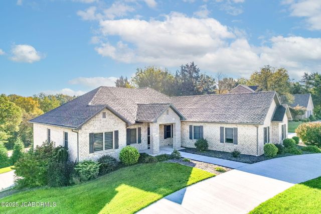 245 VIRGINIA TRAIL, Jefferson City, MO 65109