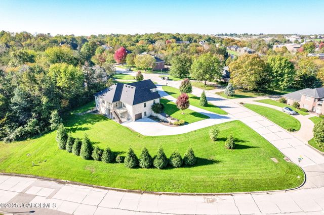 245 VIRGINIA TRAIL, Jefferson City, MO 65109