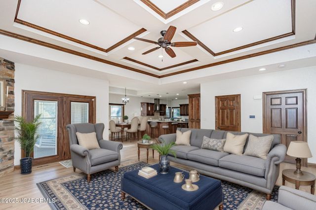 245 VIRGINIA TRAIL, Jefferson City, MO 65109