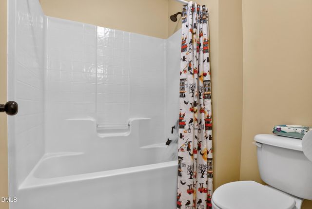 3224 Winterwood Drive, Fayetteville, NC 28306