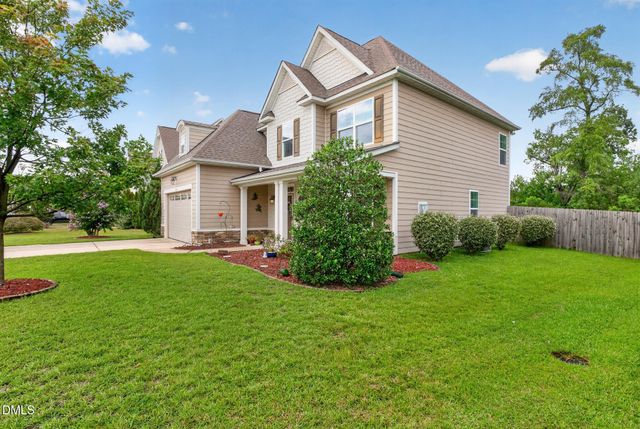 3224 Winterwood Drive, Fayetteville, NC 28306