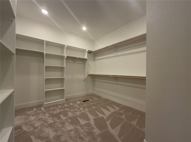 10787 Genesis Drive, Parkville, MO 64152