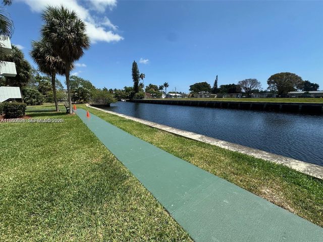 2731 Taft St 106, Hollywood, FL 33020