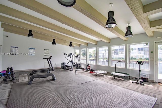 2731 Taft St 106, Hollywood, FL 33020