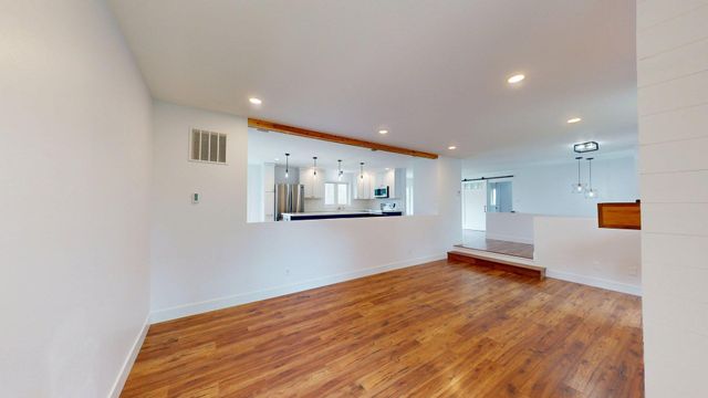 2398 122nd Avenue NE, Spicer, MN 56288