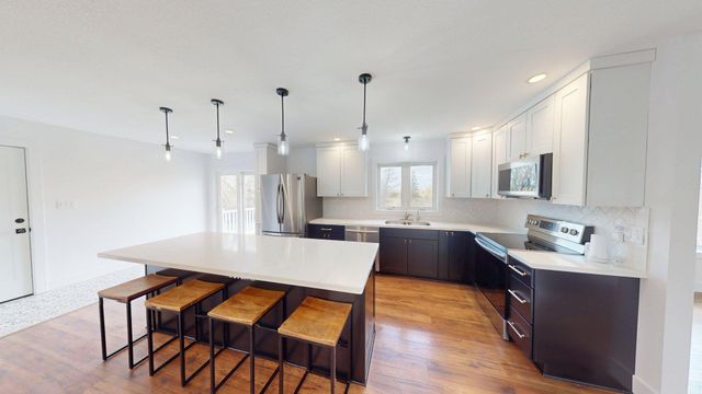 2398 122nd Avenue NE, Spicer, MN 56288