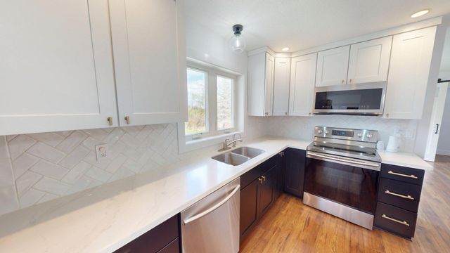 2398 122nd Avenue NE, Spicer, MN 56288