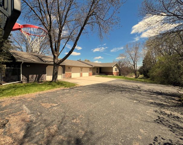 2398 122nd Avenue NE, Spicer, MN 56288