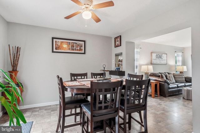 23 VANCE AVE, Sicklerville, NJ 08081