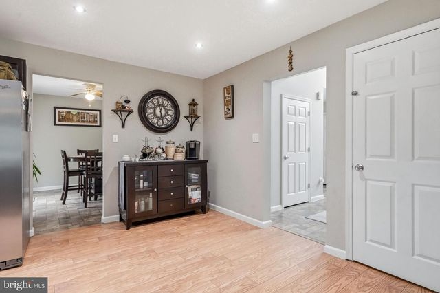 23 VANCE AVE, Sicklerville, NJ 08081