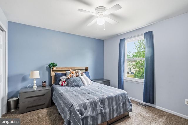 23 VANCE AVE, Sicklerville, NJ 08081