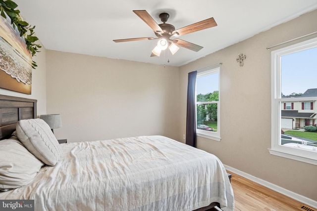 23 VANCE AVE, Sicklerville, NJ 08081