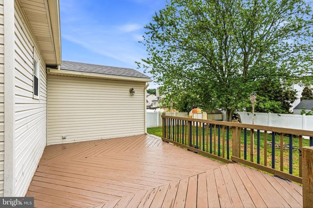 23 VANCE AVE, Sicklerville, NJ 08081