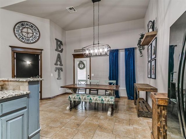 13305 Ambleside Drive, Yukon, OK 73099