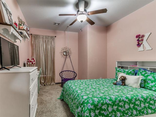 13305 Ambleside Drive, Yukon, OK 73099