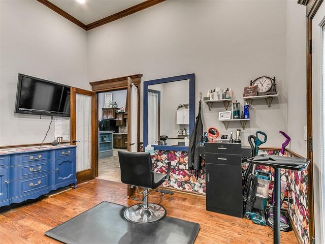 13305 Ambleside Drive, Yukon, OK 73099