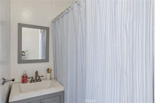 1664 W 55th Street, Los Angeles, CA 90062