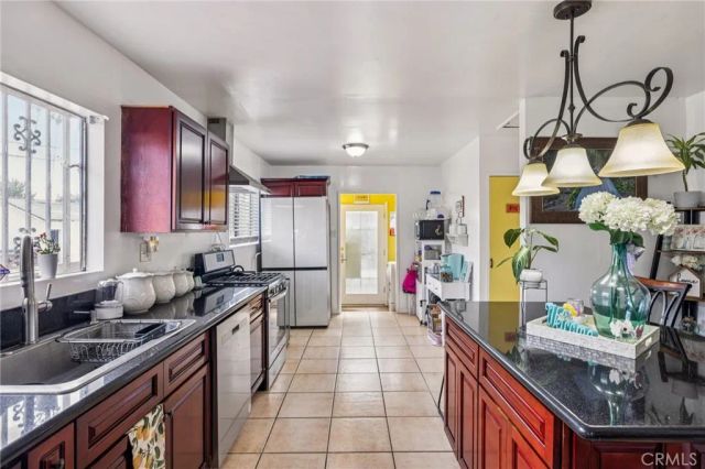 1664 W 55th Street, Los Angeles, CA 90062