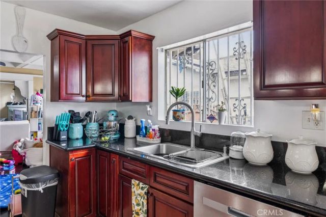 1664 W 55th Street, Los Angeles, CA 90062