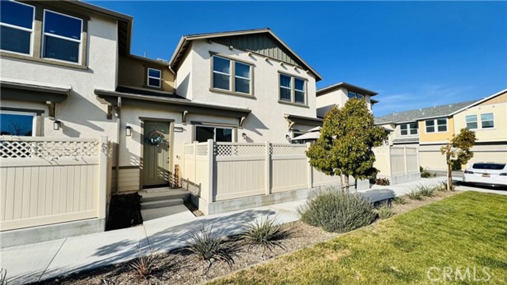 1376 Chervil Way, Upland, CA 91786