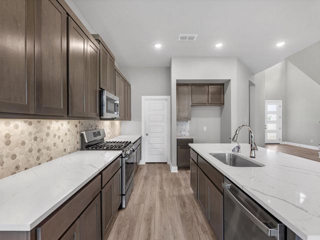 9706 Poinsettia Haven Lane, Richmond, TX 77407