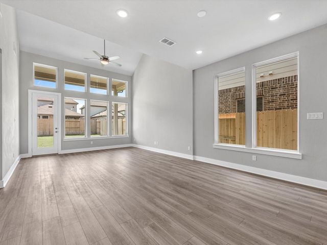 9706 Poinsettia Haven Lane, Richmond, TX 77407