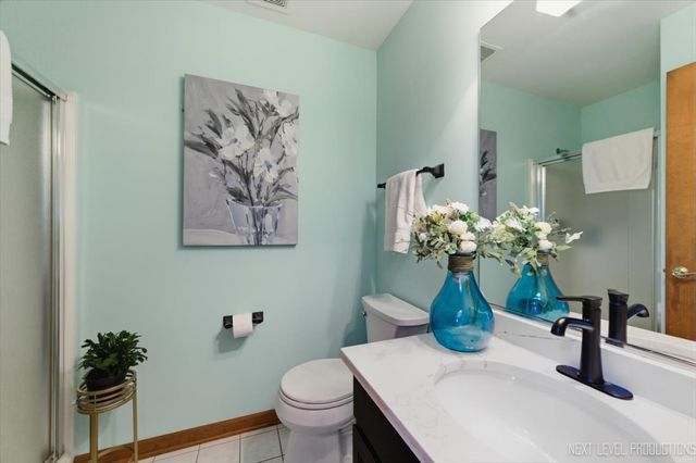 1770 Fox Mead Court, Montgomery, IL 60538