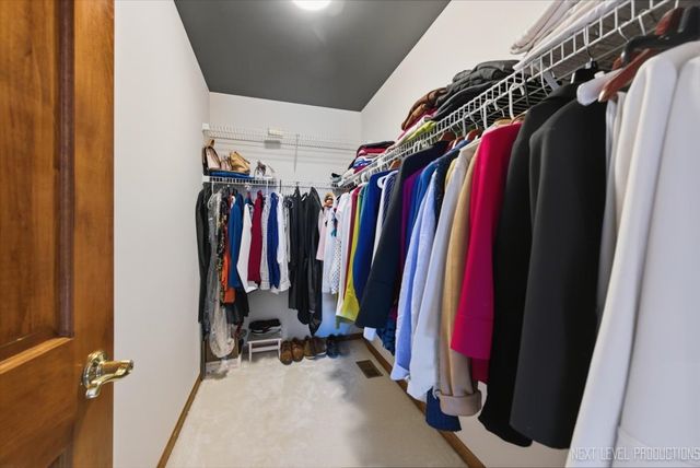 1770 Fox Mead Court, Montgomery, IL 60538