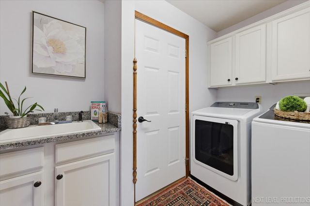 1770 Fox Mead Court, Montgomery, IL 60538