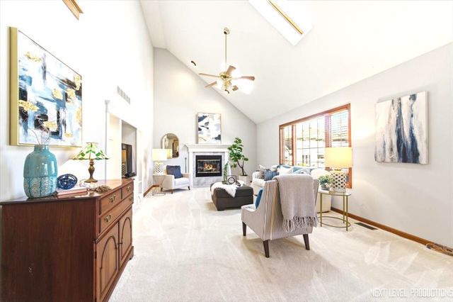 1770 Fox Mead Court, Montgomery, IL 60538