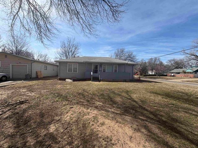 2201 S Broadview St, Wichita, KS 67218