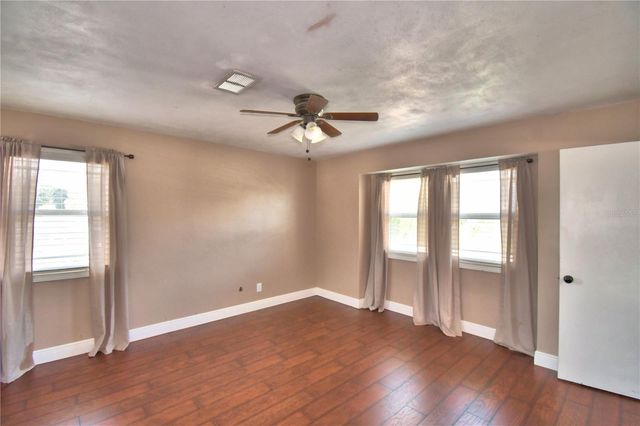 215 S ILAKEE AVENUE, Lake Alfred, FL 33850