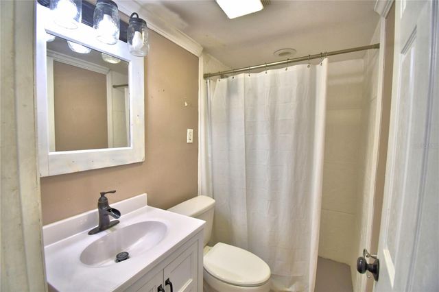 215 S ILAKEE AVENUE, Lake Alfred, FL 33850