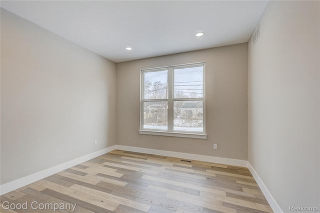 2418 Shenandoah Drive, Royal Oak, MI 48073