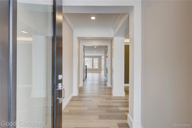 2418 Shenandoah Drive, Royal Oak, MI 48073