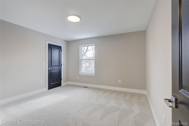 2418 Shenandoah Drive, Royal Oak, MI 48073