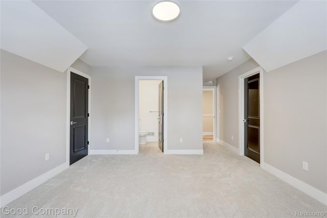 2418 Shenandoah Drive, Royal Oak, MI 48073