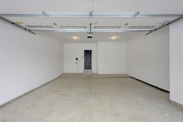 2418 Shenandoah Drive, Royal Oak, MI 48073