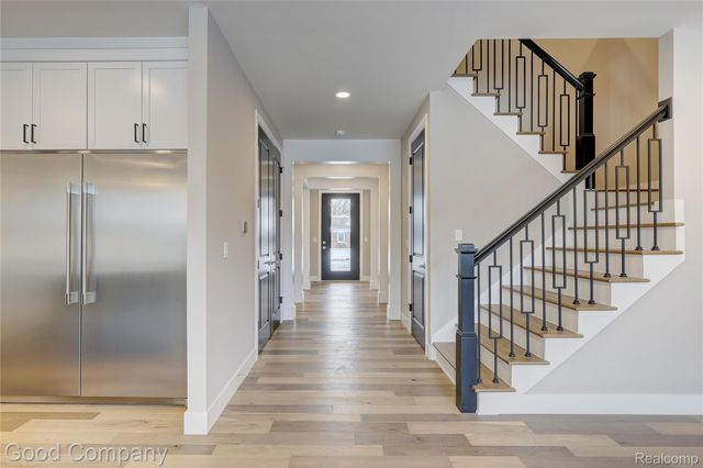 2418 Shenandoah Drive, Royal Oak, MI 48073