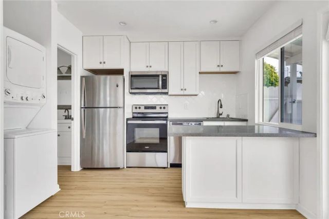 1536 Bonnie Brae, Hermosa Beach, CA 90254