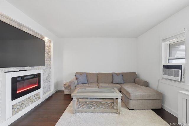 1829 Palmer Avenue 3A, Larchmont, NY 10538