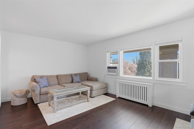 1829 Palmer Avenue 3A, Larchmont, NY 10538