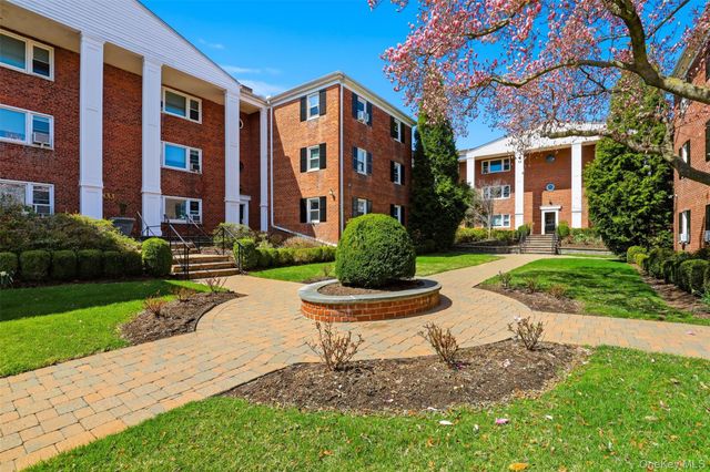 1829 Palmer Avenue 3A, Larchmont, NY 10538