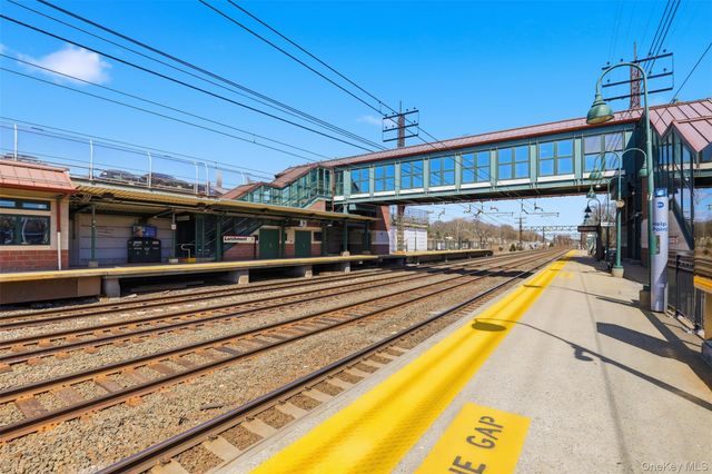 1829 Palmer Avenue 3A, Larchmont, NY 10538