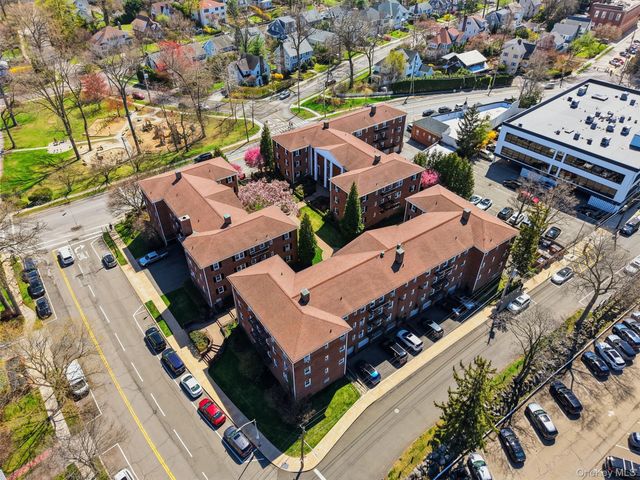 1829 Palmer Avenue 3A, Larchmont, NY 10538