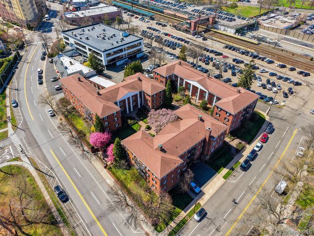 1829 Palmer Avenue 3A, Larchmont, NY 10538